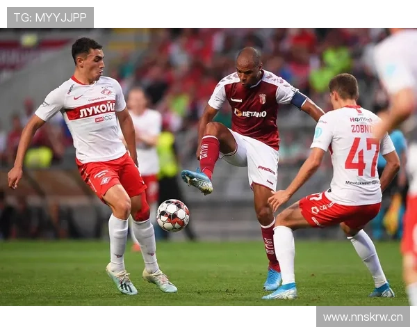 阿贾克斯欧战竞争力恢复情况,对下赛季赛事表现形成关键影响 阿贾克斯欧战竞争力恢复情况,对下赛季赛事表现形成关键影响